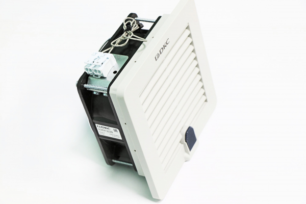 Вентилятор с решеткой и фильтром, 44/46 м^3/ч, 230В ЮКОН СНЭП